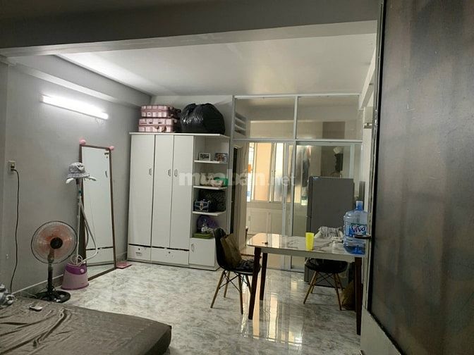 CHÍNH CHỦ CẦN BÁN CĂN HỘ NHỎ NGAY TRUNG TÂM QUẬN 4