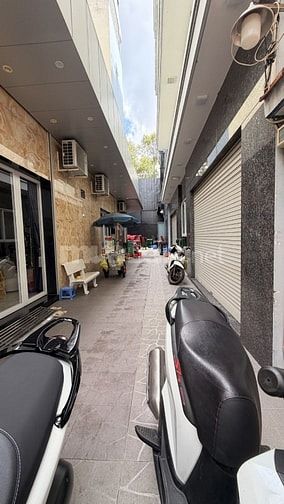 Bán nhà nát tiện xây CHDV cao tầng BÁN ĐẤT QUẬN 5  •  An Dương Vương 