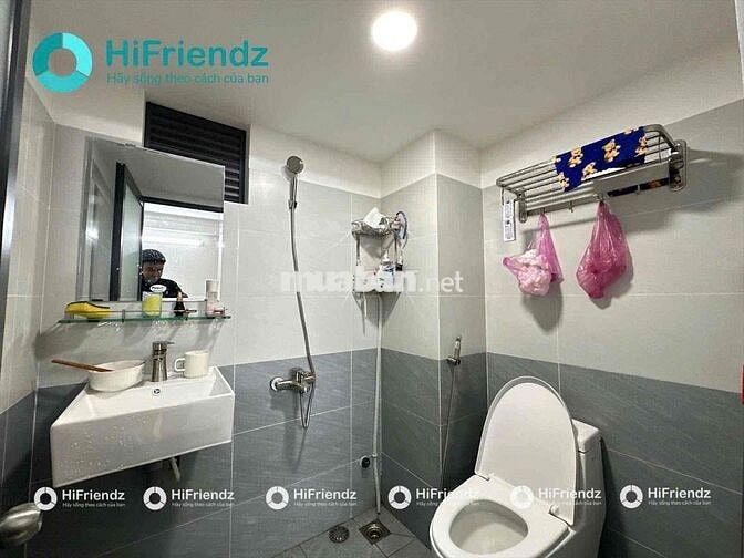 CHO THUÊ MB VỪA KINH DOANH VỪA Ở ĐƯỢC NGAY CẦU VƯỢT NGÃ TƯ GA 65M2