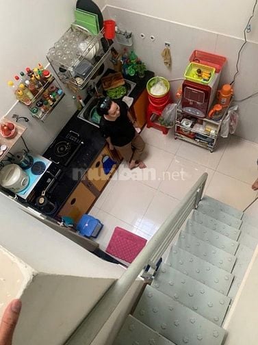 BÁN GẤP NHÀ HẺM THÁI PHIÊN, P.8, QUẬN 11