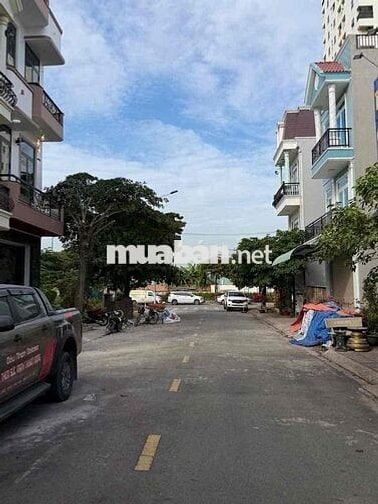 NHÀ CẤP 4 KDC PHÚC ĐẠT DT 60M GẦN BẾN XE TÂN ĐÔNG HIỆP, DĨ AN