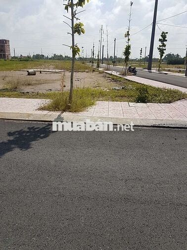 Hàng ngộp bán lô gốc KDC Chu Văn An, DT: 148m2, Giá: 1tỷ250, SHR