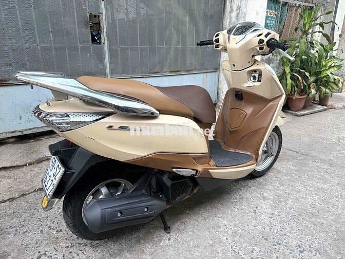 Honda Lead 125 FI 2014 Vàng kem