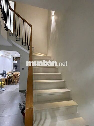 NHÀ PHẠM VĂN BẠCH NỞ HẬU - NỘI THẤT SANG TRỌNG - CHỦ TẶNG NỘI THẤT