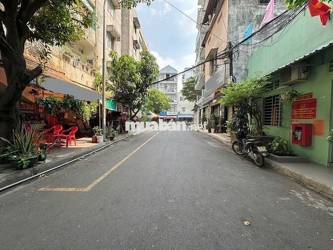 Nhà MT 60m2 5PN , 4 tầng , khu Kinh Doanh Đa Ngành Nghề , sát LVS
