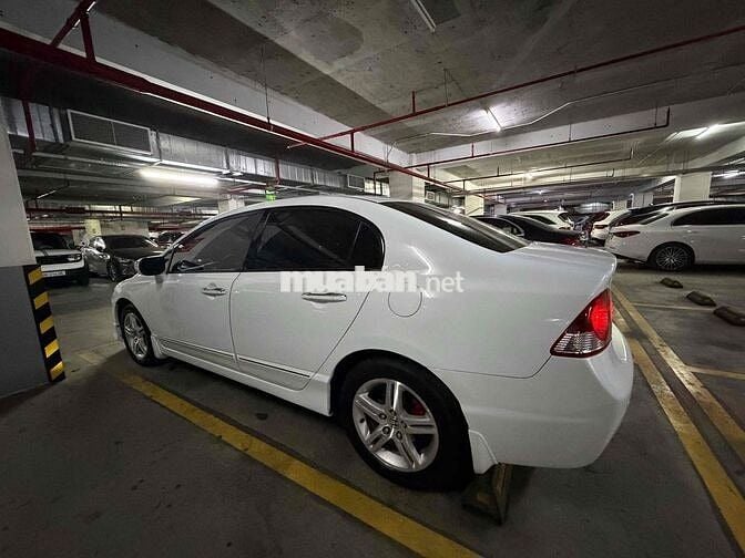 Honda Civic Gen 8 Trắng