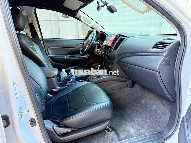 Mitsubishi Triton AT 2022