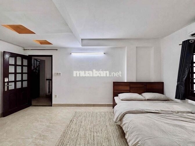 Căn hộ full nội thất cực rộng ban công lớn ở Tô Hiến Thành - CMT8, Q10