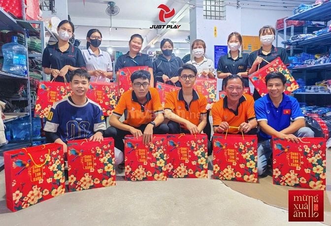 CÔNG TY TNHH JUST PLAY - TUYỂN GẤP NHÂN VIÊN ỦI CA ĐÊM