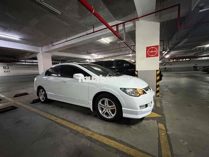 Honda Civic Gen 8 Trắng
