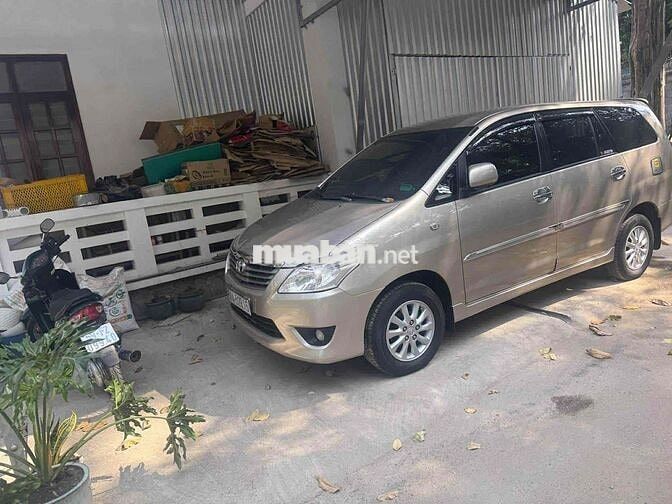 Toyota Innova 2013 G STĐ 97000 km