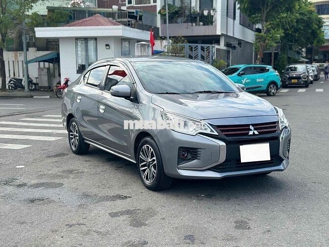 Mitsubishi Attrage CVT 2021 80000 km Xám