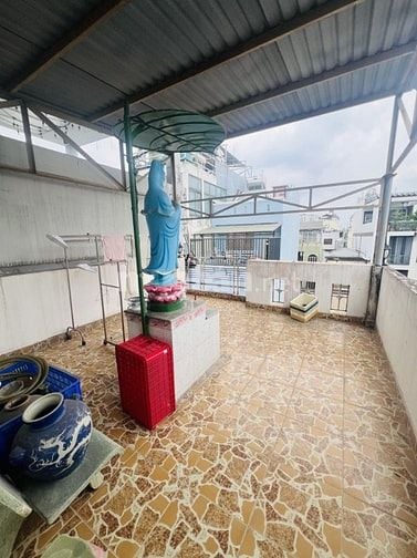 GIẢM SÂU - GẦN NGAY LÊ ĐẠI HÀNH, GIÁP LỮ GIA QUẬN 11, HẺM 5M 50M2