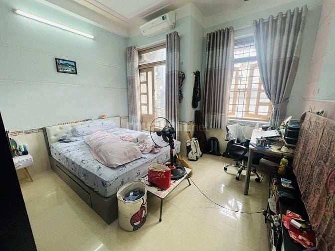 GIẢM SÂU - GẦN NGAY LÊ ĐẠI HÀNH, GIÁP LỮ GIA QUẬN 11, HẺM 5M 50M2