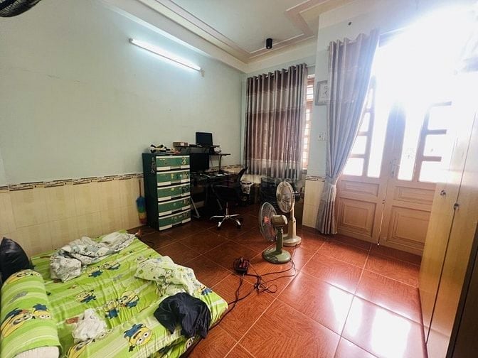 GIẢM SÂU - GẦN NGAY LÊ ĐẠI HÀNH, GIÁP LỮ GIA QUẬN 11, HẺM 5M 50M2