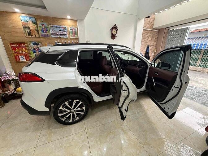 Toyota Corolla Cross Trắng