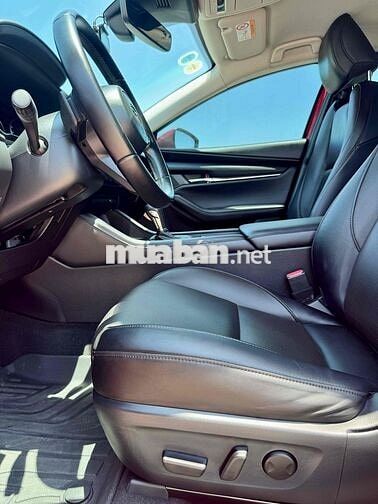 Mazda 3 2024 1.5L Luxury Đỏ 24000 km