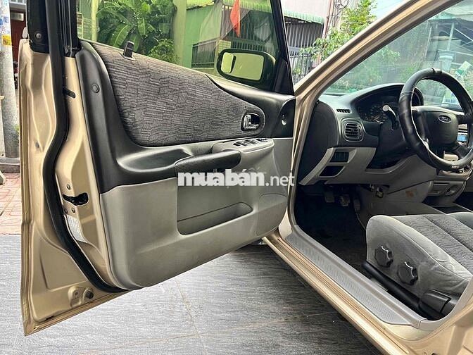 Ford Laser Deluxe 2002 Vàng cát đẹp xuất sắc.