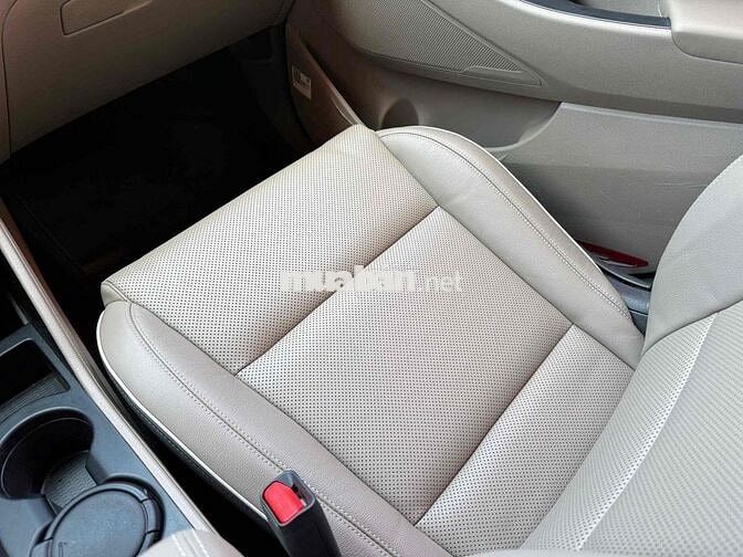 Hyundai Tucson 2020 2.0 AT Trắng