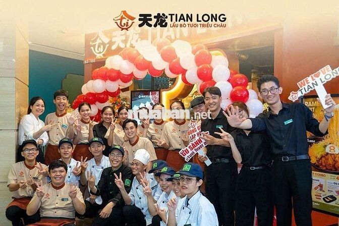 Q8- KHAI TRƯƠNG *** PHỤC VỤ/THU NGÂN/PHA CHẾ