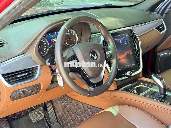 Lux SA Premium 2019 đi ít đẹp xuất sắc