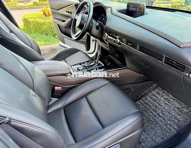 Mazda CX-30 2021 2.0 Premium 6 vạn km Trắng