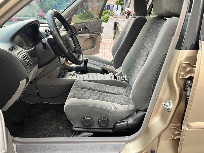 Ford Laser Deluxe 2002 Vàng cát đẹp xuất sắc.