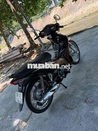 Honda Wave RSX màu Vàng đồng