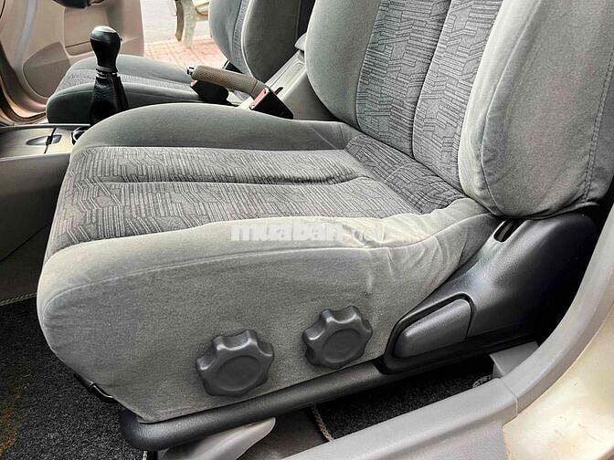 Ford Laser Deluxe 2002 Vàng cát đẹp xuất sắc.