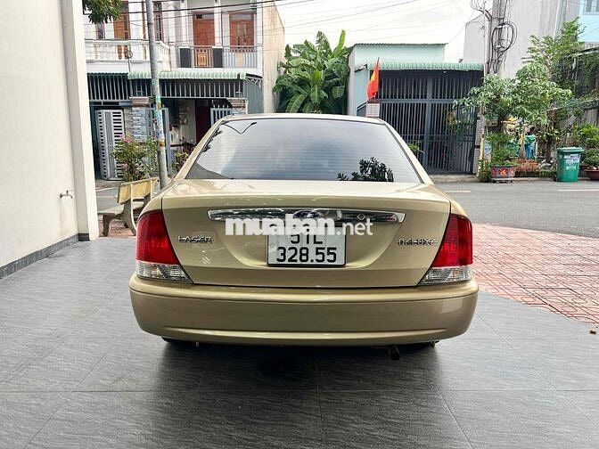 Ford Laser Deluxe 2002 Vàng cát đẹp xuất sắc.
