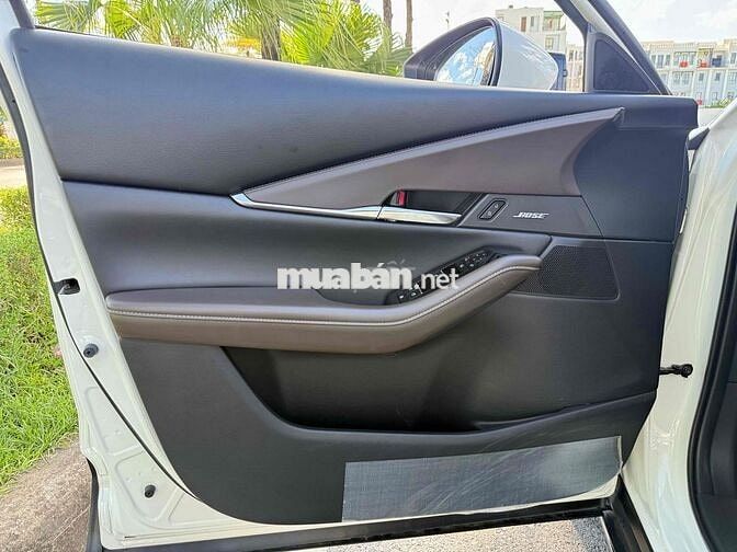 Mazda CX-30 2021 2.0 Premium 6 vạn km Trắng