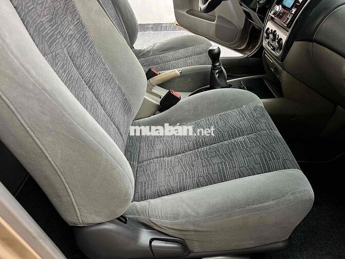 Ford Laser Deluxe 2002 Vàng cát đẹp xuất sắc.
