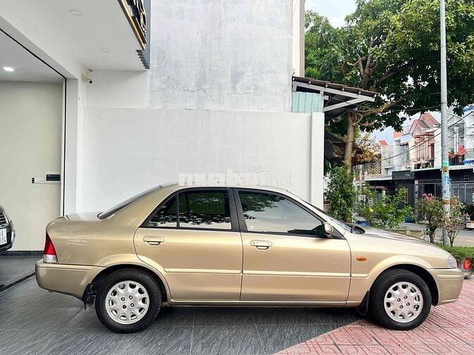 Ford Laser Deluxe 2002 Vàng cát đẹp xuất sắc.