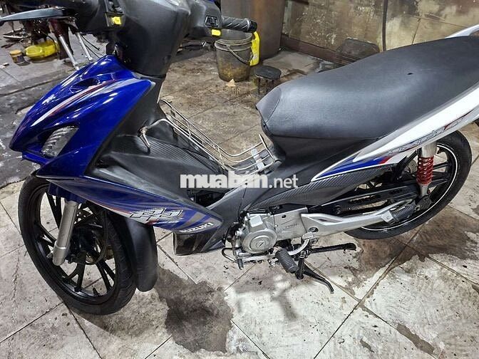 Suzuki Axelo T C 2016 Xanh trắng đen