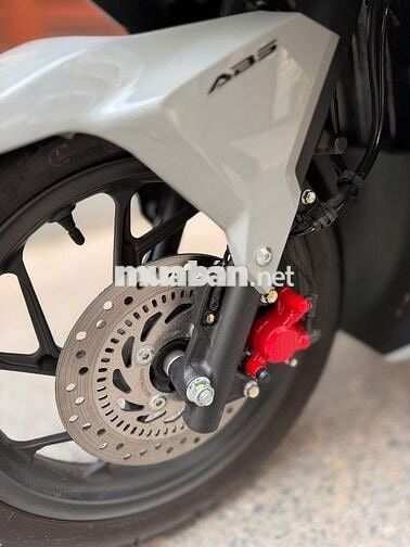 𝐇𝐨𝐧𝐝𝐚 𝐕𝐚𝐫𝐢𝐨 𝟏𝟔𝟎𝐜𝐜 𝐀𝐁𝐒 ODO 2.400km