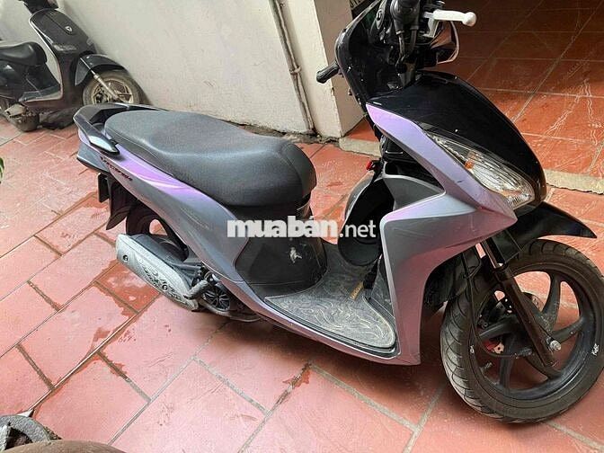 Honda Vision Đen tím