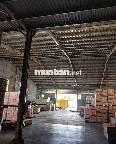 Xưởng Tân Uyên 3500m/130tr Đường Lớn Có PCCC