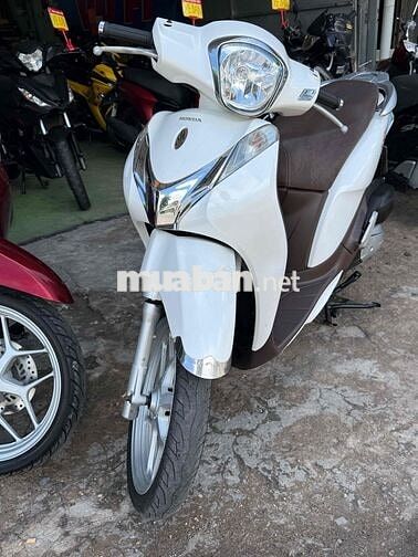 Honda SH Mode 2015 / Ngay Chủ Zin Đẹp Bs65