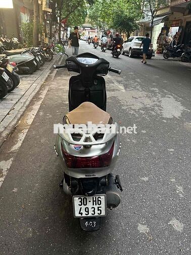 Honda Lead màu Bạc