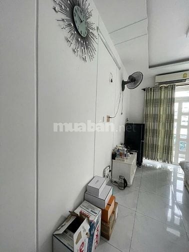 Nhà mới giáp khu tên lửa chủ xây tâm huyết DT: 4x20m 4tầng 7.9tỷ 
