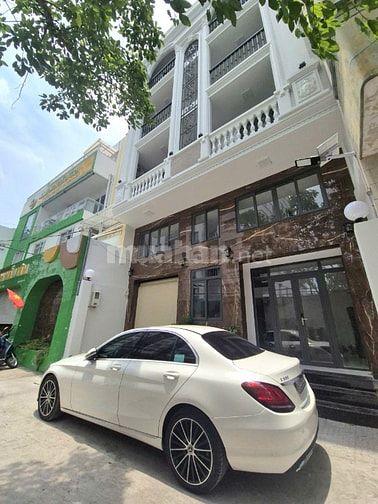 Bán tòa nhà 5 Tấm 22 phòng Ngang 8 dài 19m Có thu nhập 90tr/th