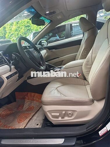 Toyota Camry 2020 2.5Q Đen 41.000 km