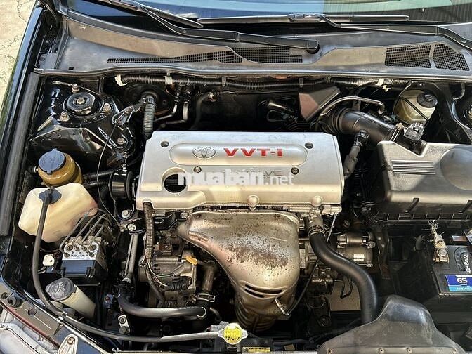 Toyota Camry 2004 2.4G MT Đen