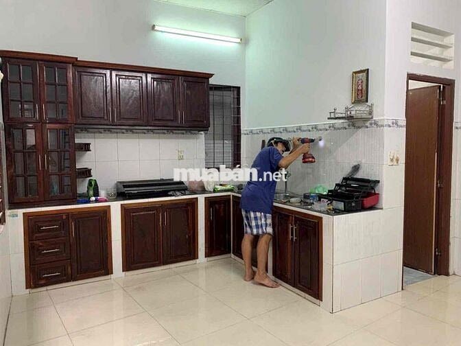 CHO THUÊ NHÀ NGUYÊN CĂN MỚI TINH - 1TRỆT1LỬNG - HẺM 3M