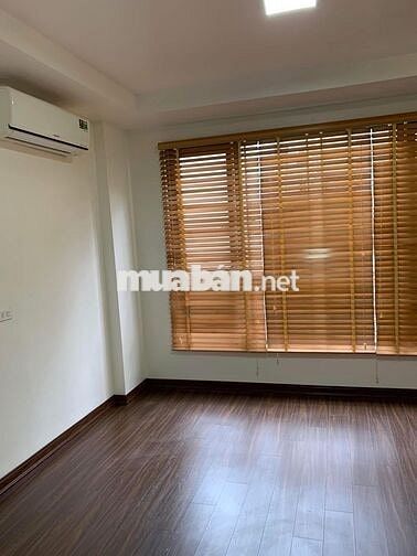 Cho thuê nhà phố Chu Huy Mân, 40m, 3pn, full đồ, nhà mới, ở ngay. 9tr