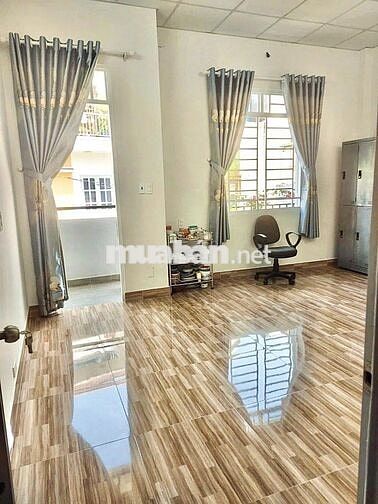 CÀN BÁN GẤP NHÀ XE HƠI ĐỔ CỬA- HUỲNH VĂN NGHỆ- TÂN BÌNH-DT 76M-NGANG 5