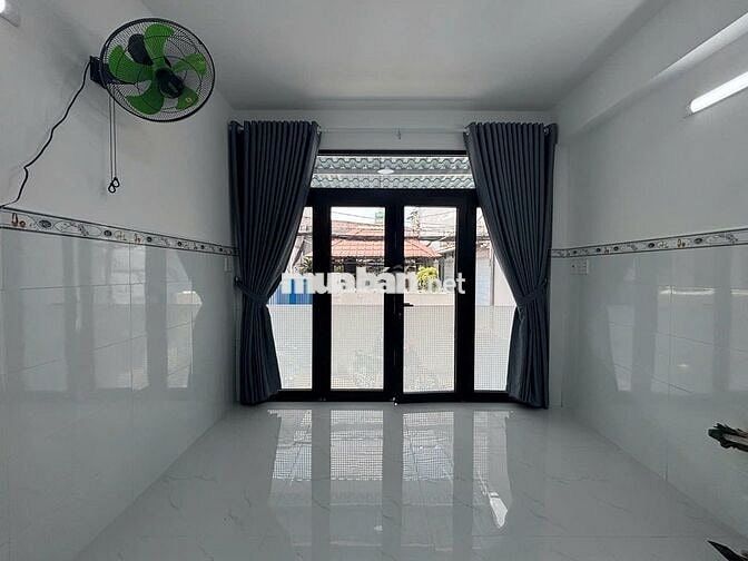 Cho Thuê phòng trệt vừa ở vừa kinh doanh mới 100% sát Eco green và KCX