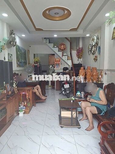 Cho thuê nhà 4pn hẻm xe hơi đường Huỳnh Văn Chính, Quận Tân Phú 