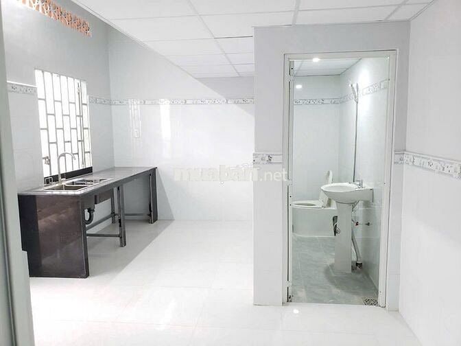 Cho thuê phòng trọ trên đường Nguyễn Phúc Chu, gần chợ, nhà thuốc