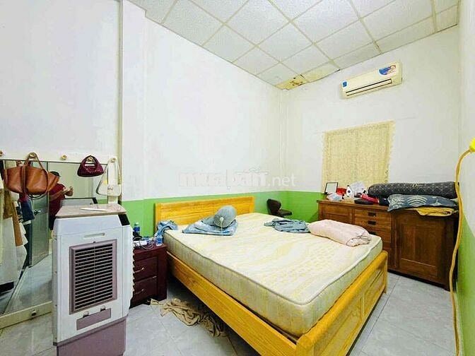 CHO THUÊ NHÀ - 2MT HẺM Kinh Doanh Tốt - Gần Đ.Đồng Khởi - GIÁ: 6 triêu